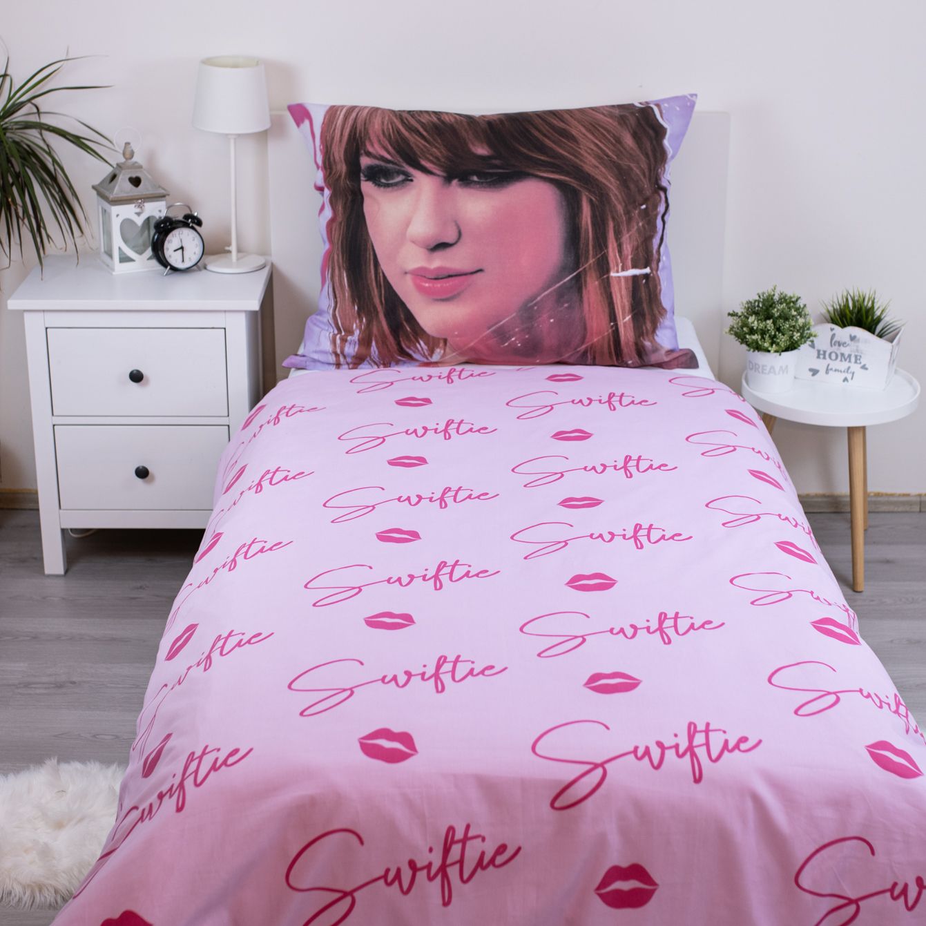Swiftie - Taylor Swift otroška posteljnina | Shopacita